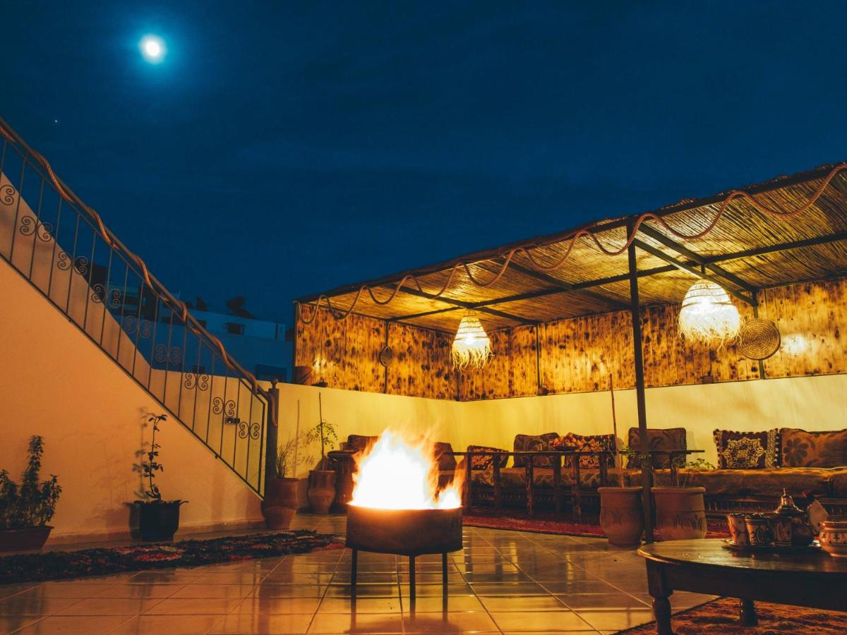 Chill Surfer Hostel Tamraght ภายนอก รูปภาพ