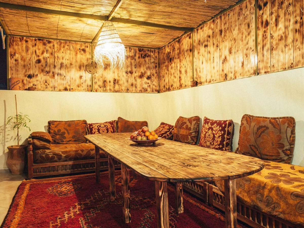Chill Surfer Hostel Tamraght ภายนอก รูปภาพ