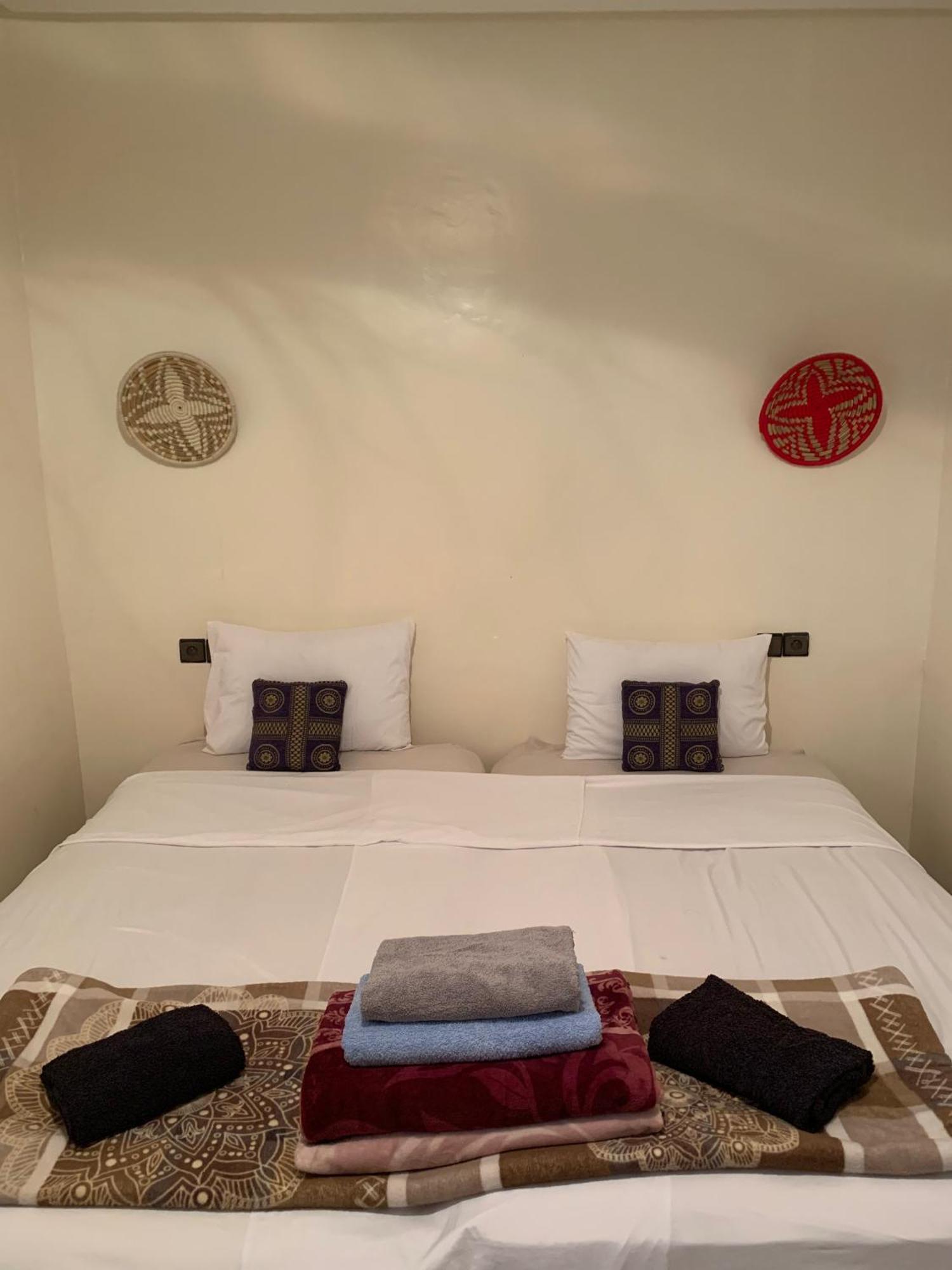 Chill Surfer Hostel Tamraght ภายนอก รูปภาพ
